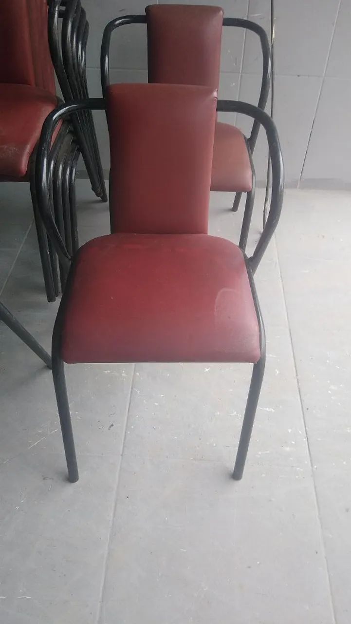 Cadeira fixa bom para igreja 