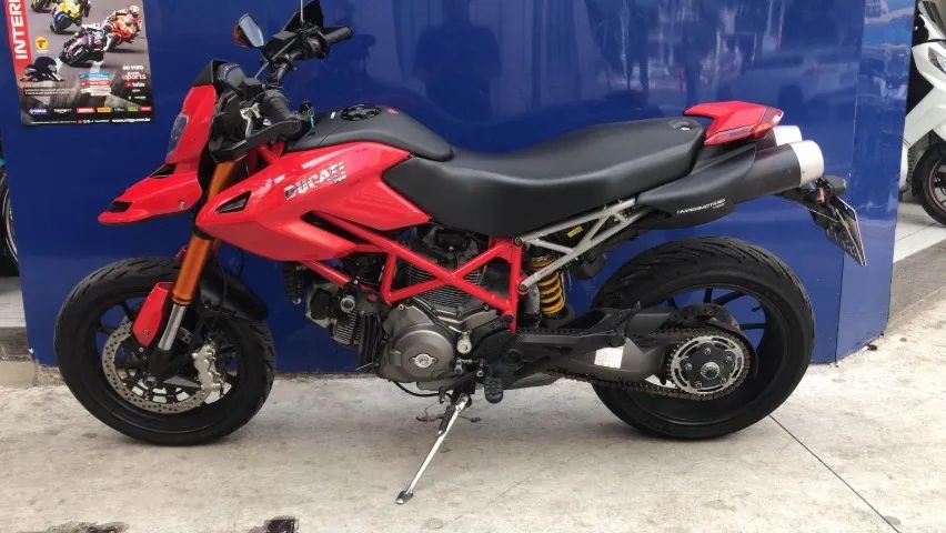 DUCATI HYPERMOTARD 796 ANO 2010 APENAS 18.000KM - Foto 5