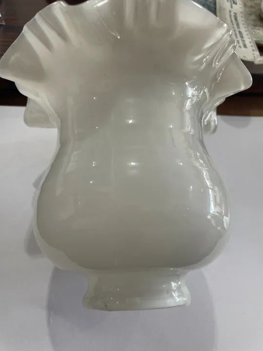 TULIPA FLOR ANTIGA  GROSSA OPALINA LEITOSA PARA LUSTRE ABAJUR - Foto 2