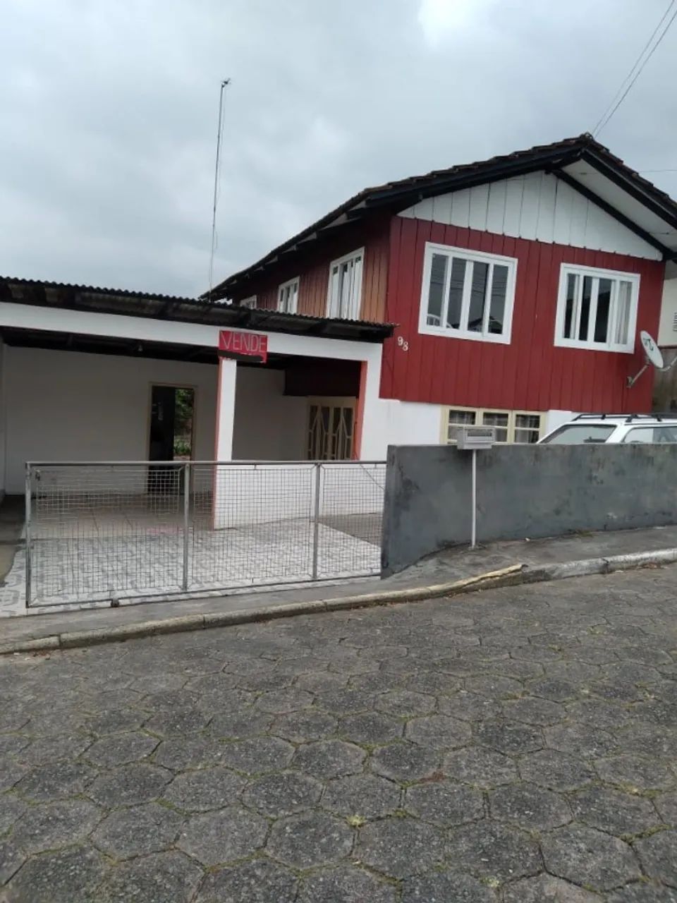 Ótima Casa em Balneário Piçarras - Apenas 1 km da Praia! - Foto 2