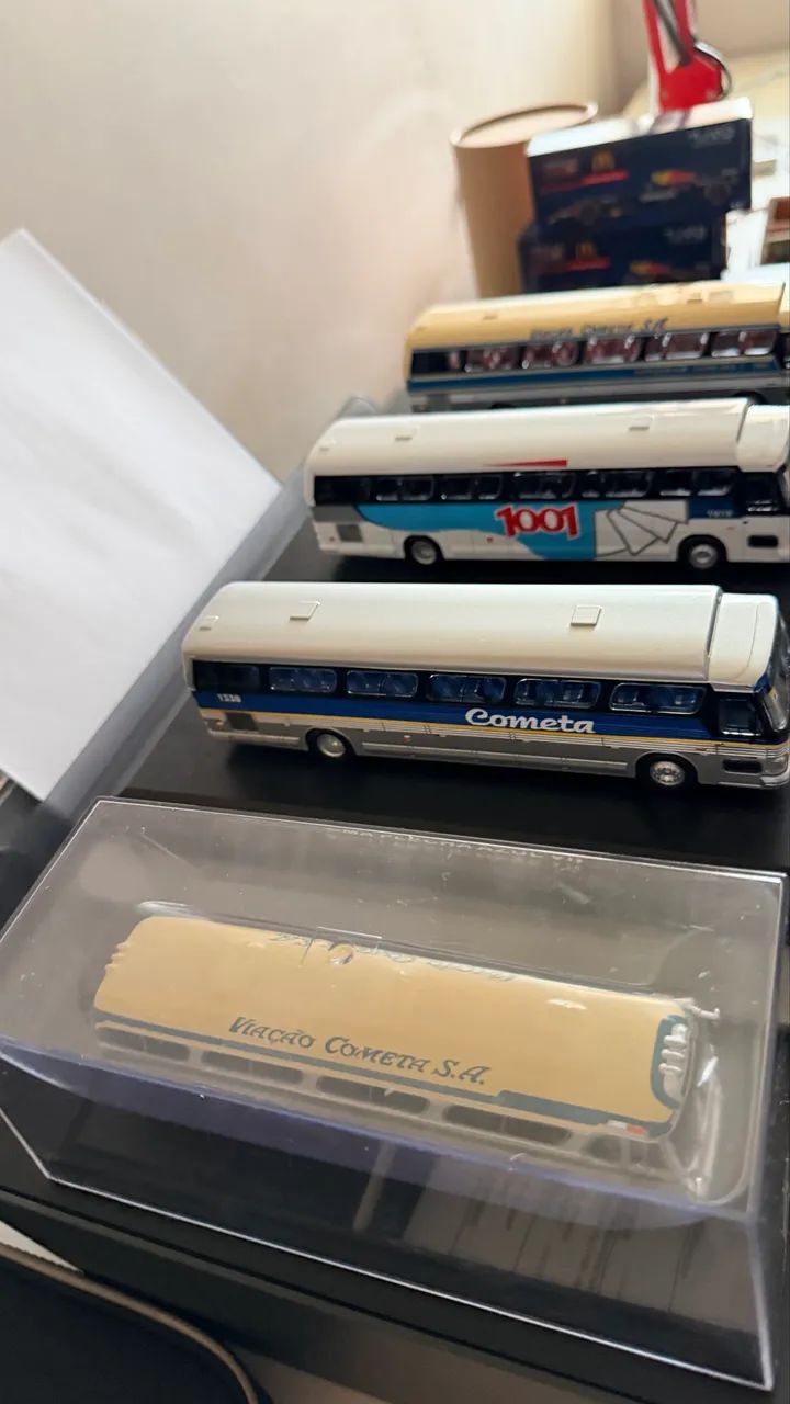 Miniaturas de ônibus CMA - lote com 5 unidades 1:72 - Foto 3