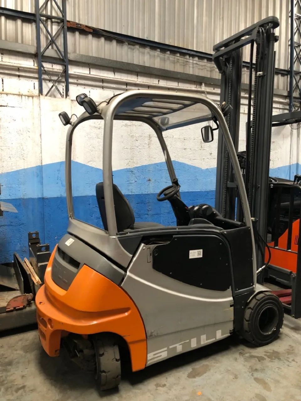 Empilhadeira contrabalançada Still