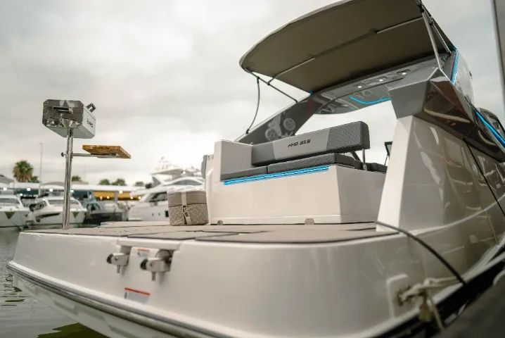 Lancha NHD 34 pés (31.5 nomenclatura internacional) 2025 - Zero milhas - Foto 9