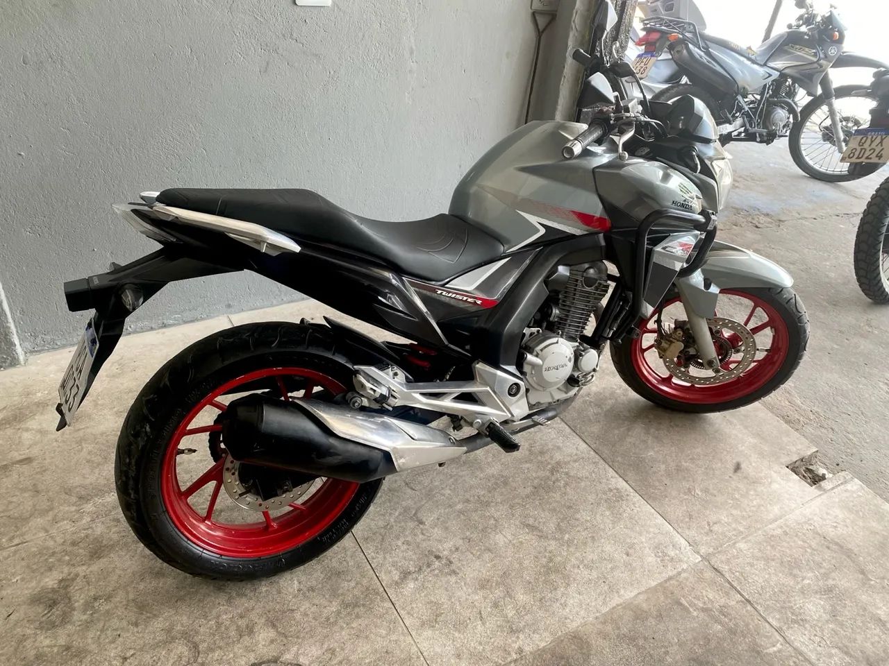 Twister 250 ano 2018 emplacado 2025 - Foto 3