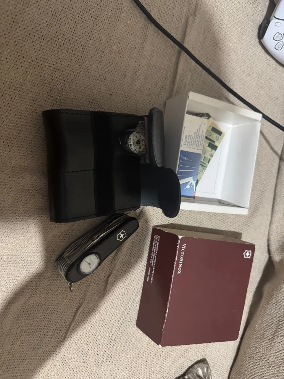 Kit Victorinox: Canivete, Bússola e Estojo