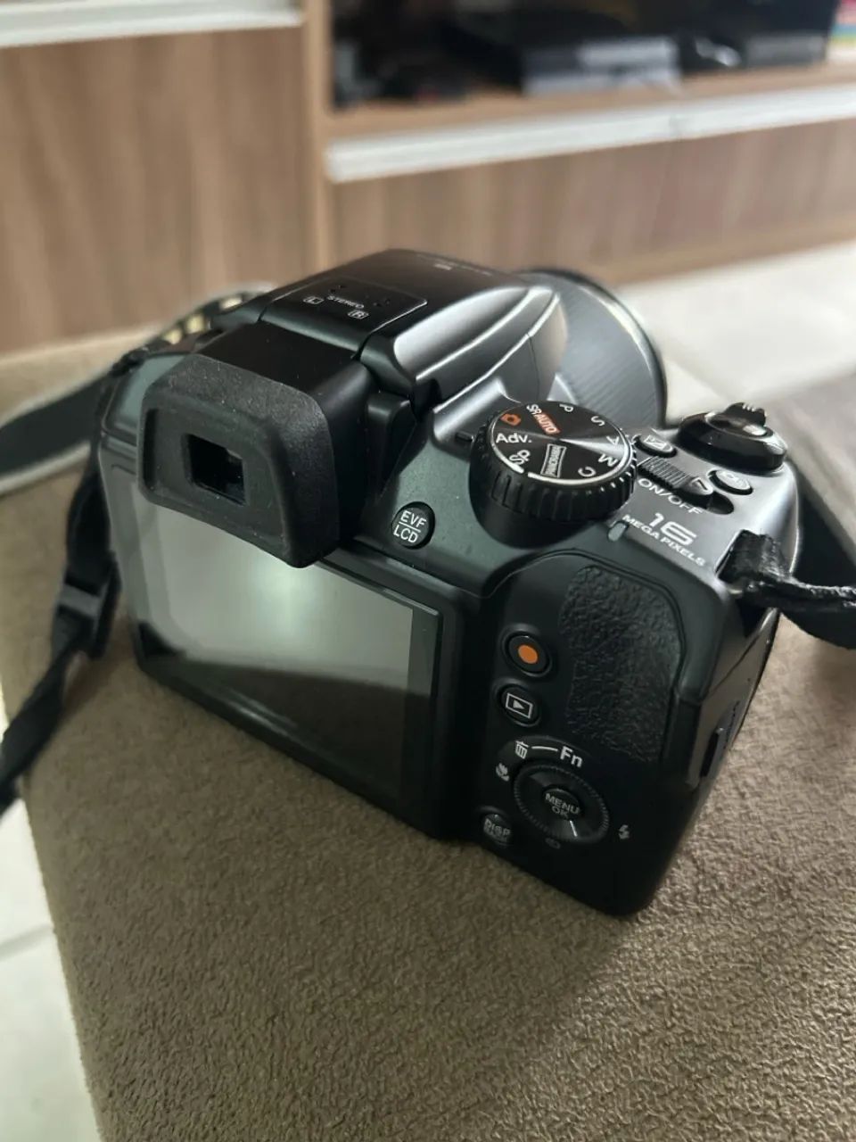 Câmera Fujifilm FinePix S8200 - Zoom Óptico 40x | Full HD | Excelente Estado! - Foto 3