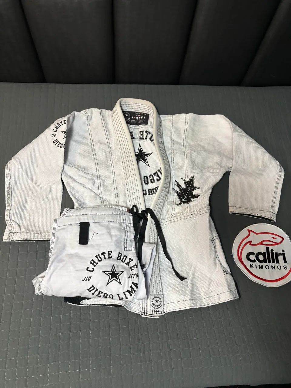 KIMONO JIU JTSU CHUTEBOXE A0 F1 BRANCO JIU JITSU BRANCO KIMONO