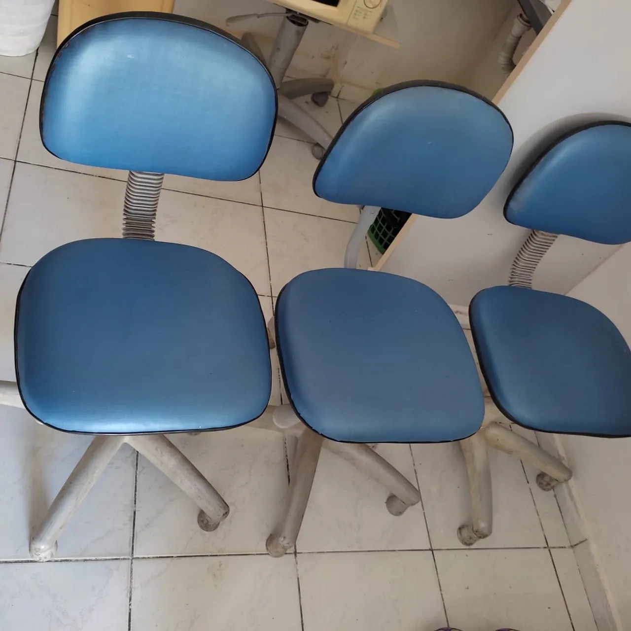 Cadeira de escritório giratória