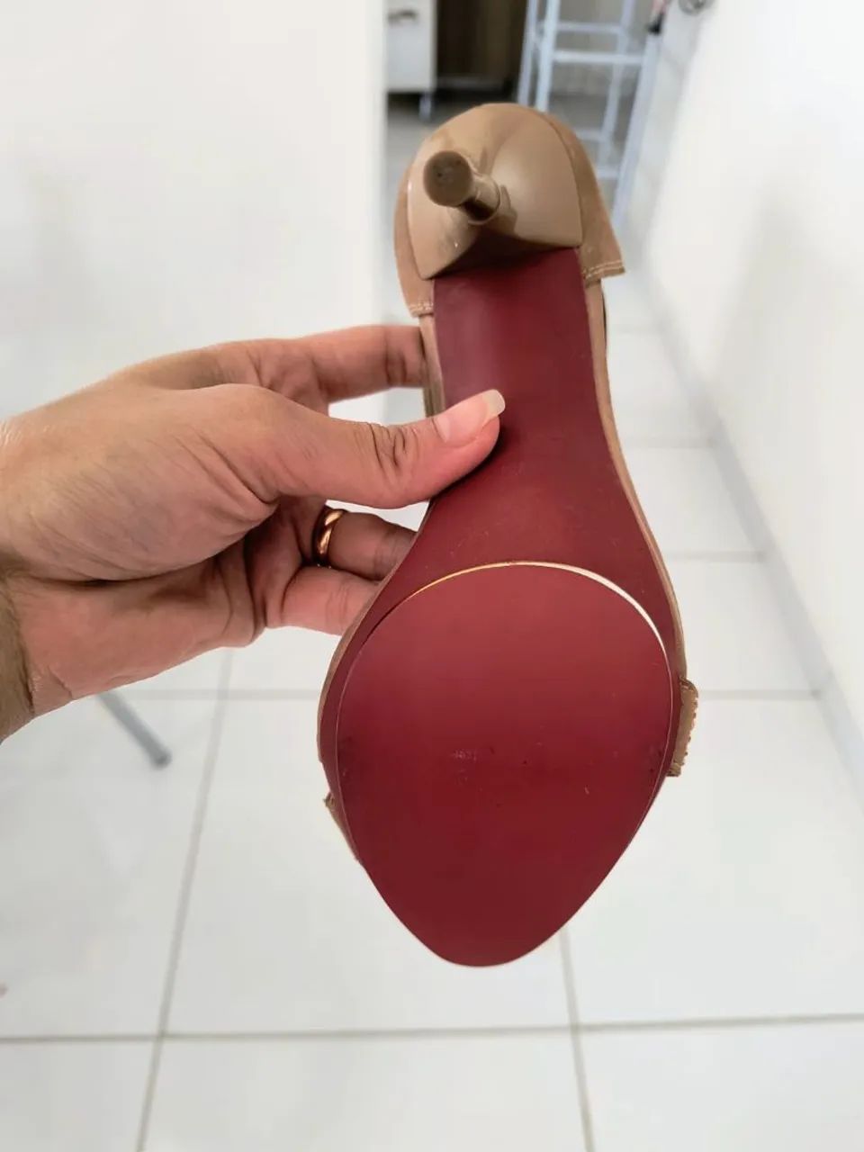 Sandália Carmen steffens n 35 nova nunca usada. - Foto 4