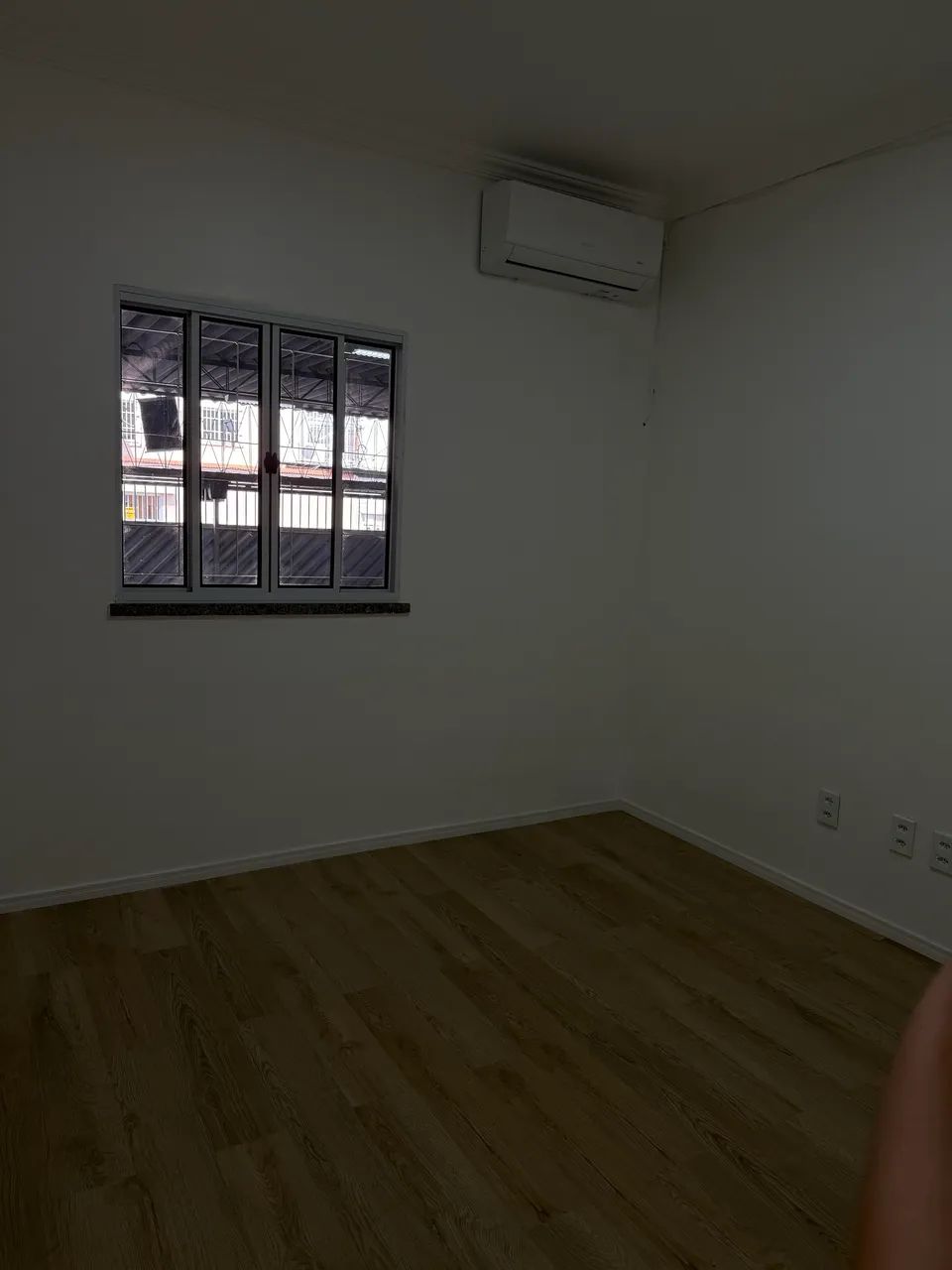 Casa 3 quartos com split e piso vinílico  - Foto 3