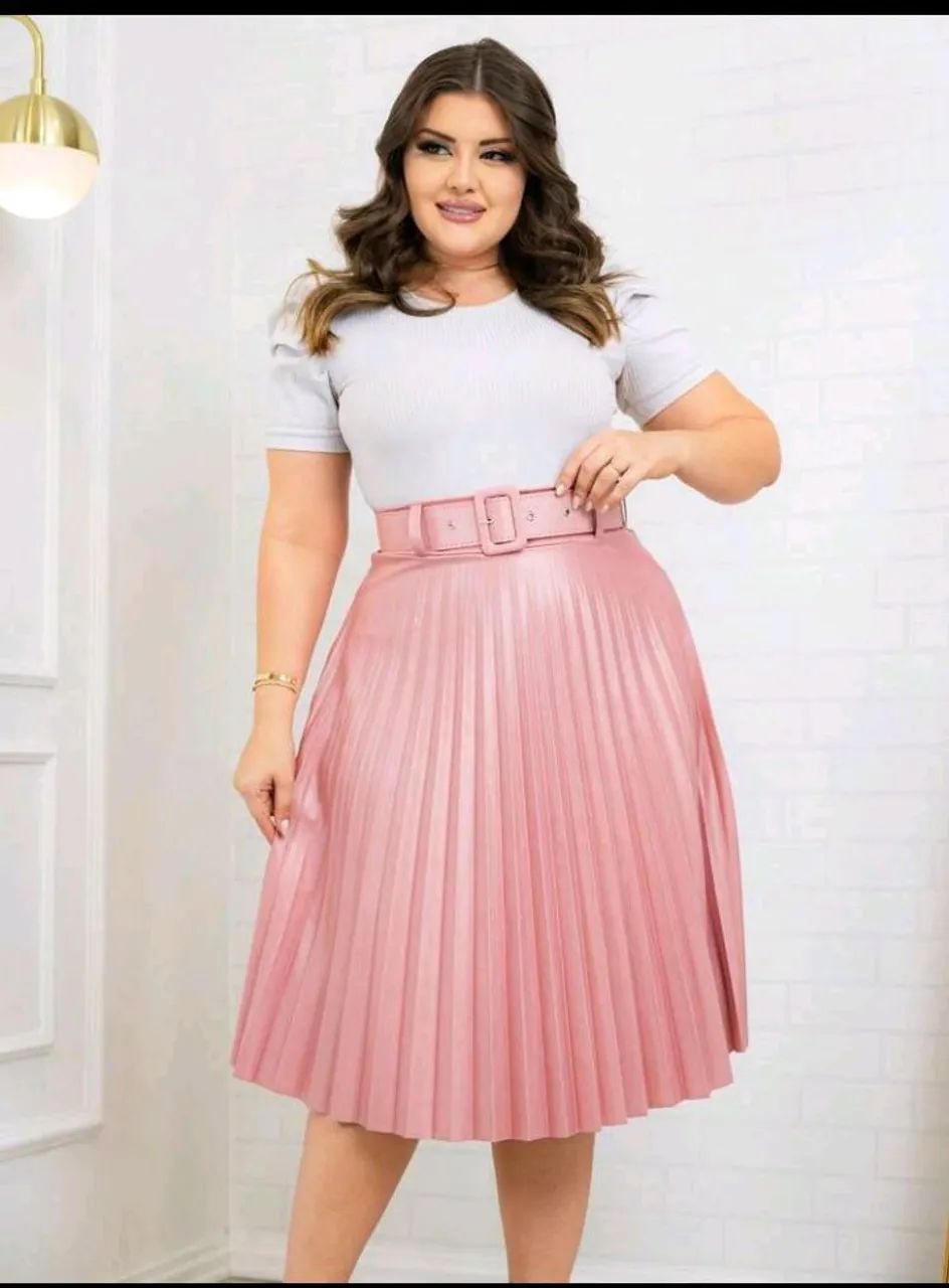 Saia Plissada Rosa com Cinto
