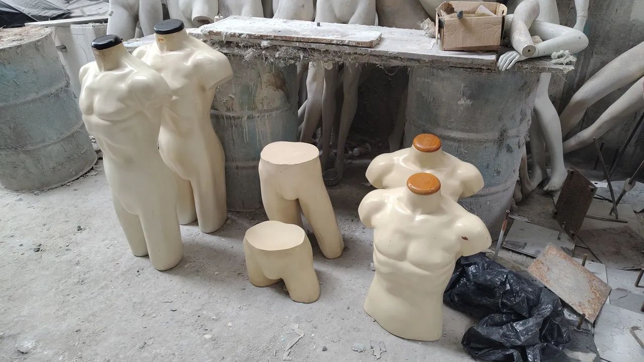 Manequins Masculinos para Vitrine - Ótimo estado - Foto 5