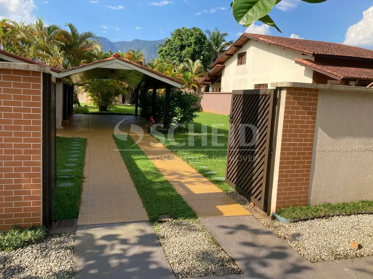 Venda de Terreno com Edícula Mobiliada Morada da Praia / Boracéia