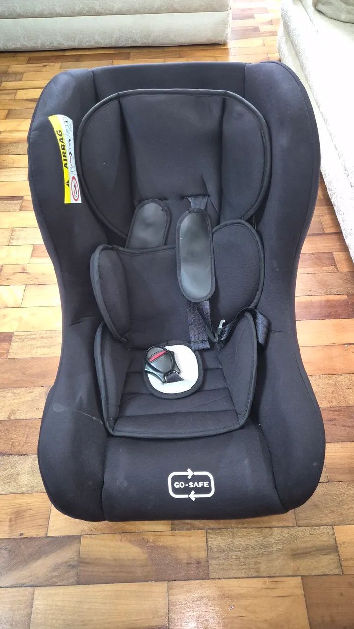 Cadeirinha criança para carro Go Safe Leone Nero 