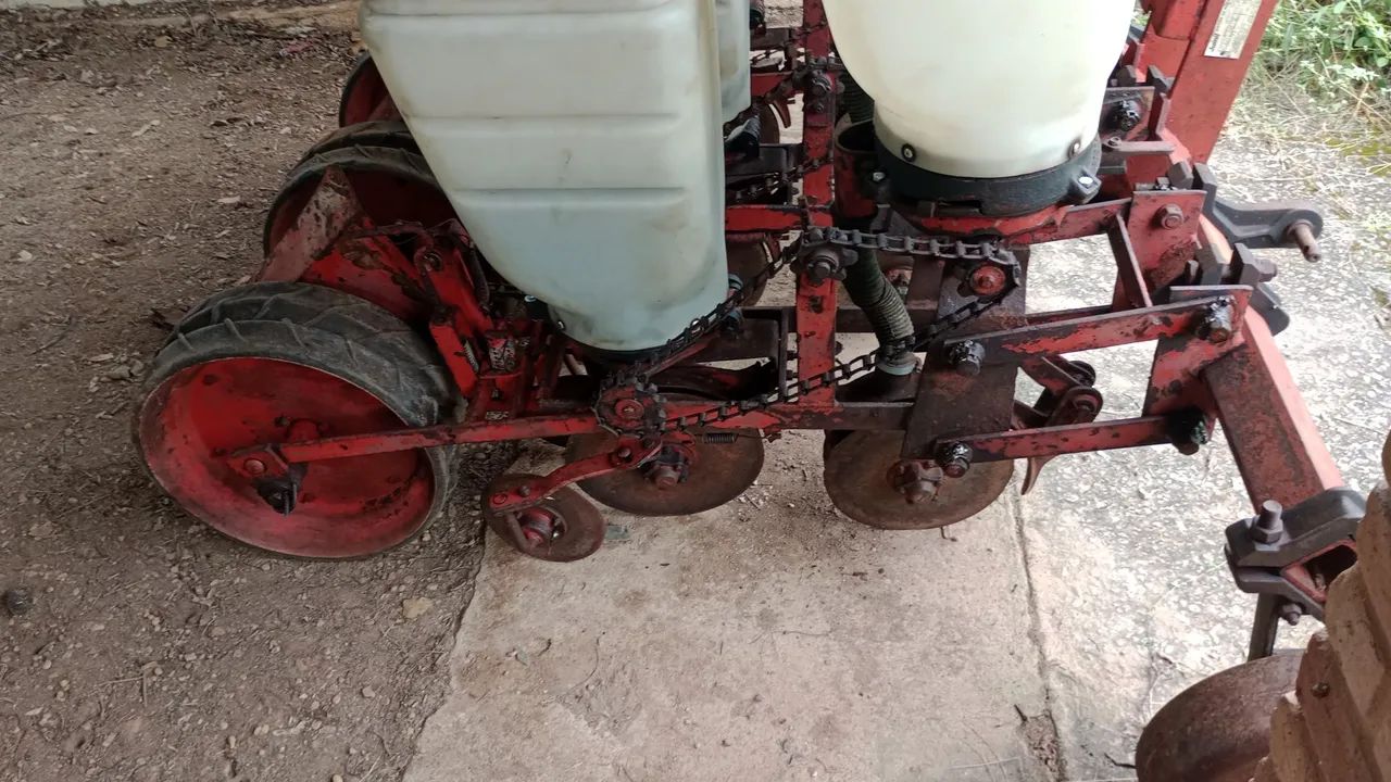 Plantadeira de Sementes Agrícola Jumil 3 linhas