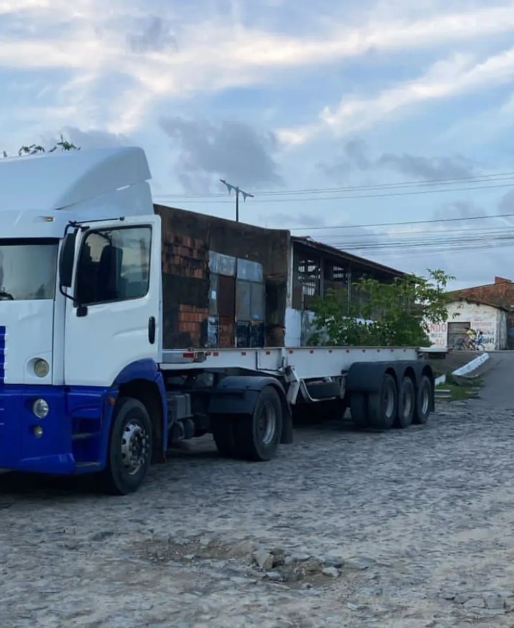 Alugo Carreta porta container