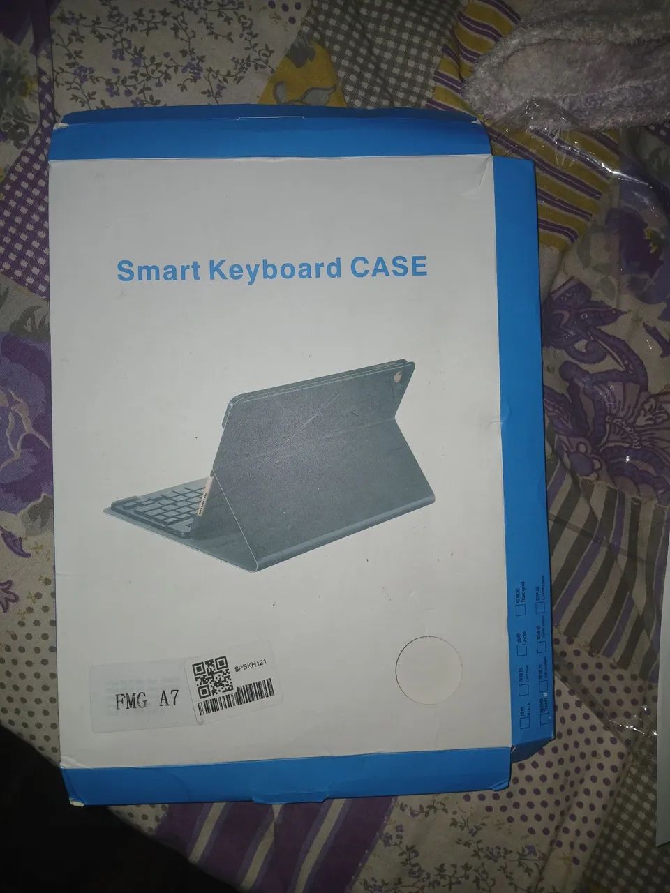 Keyboard and case for tablet64520766799875122