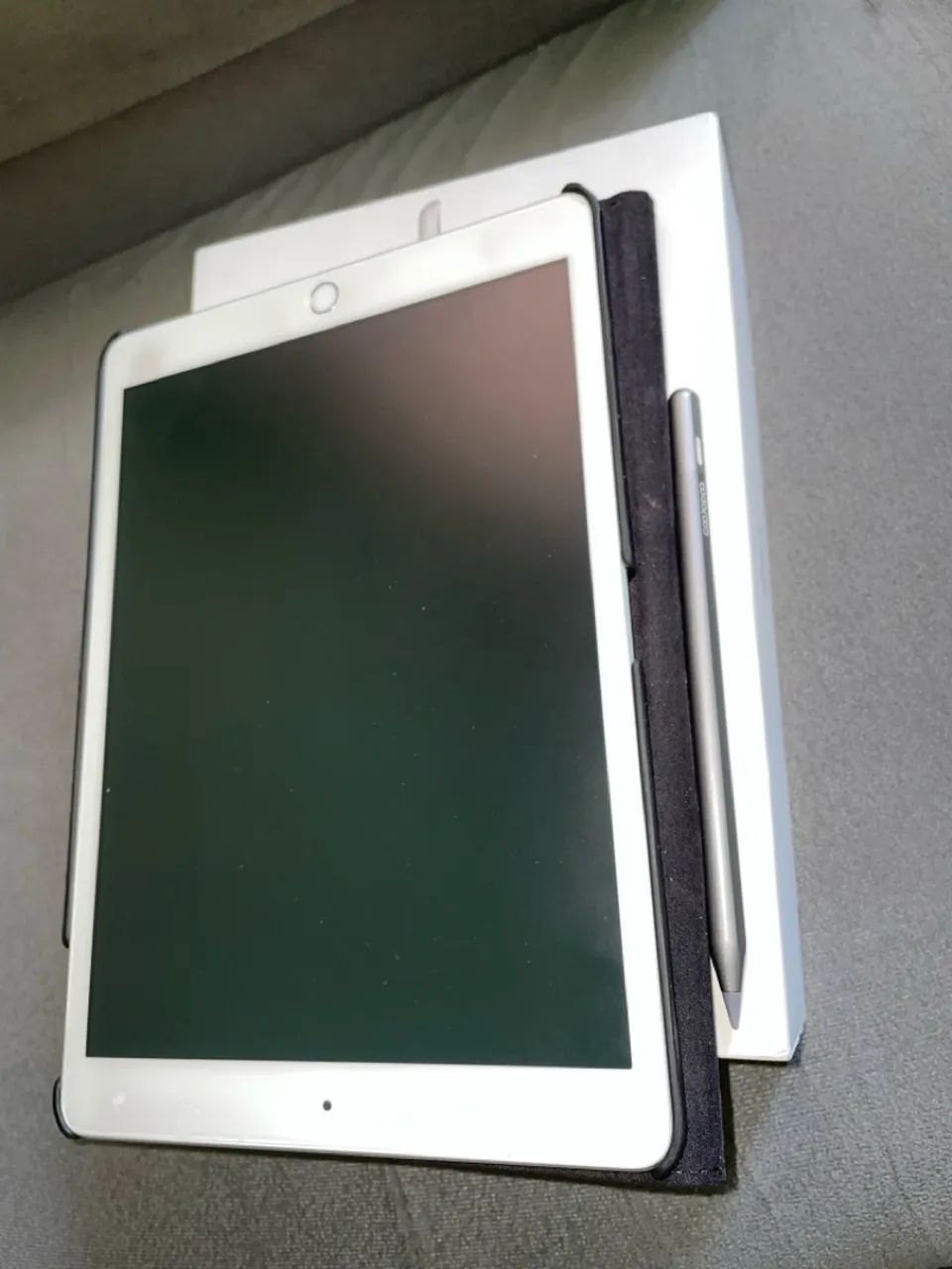 IPad 7 - 32GB - Wi-Fi - Bateria 100% Demora 2 a 3 dias. - Foto 2