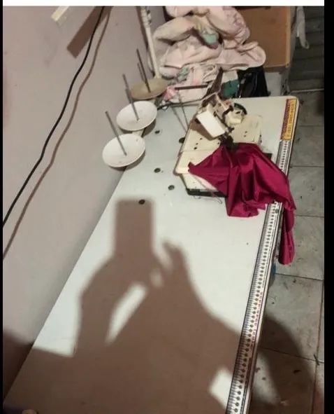 Máquina de costura - Foto 3