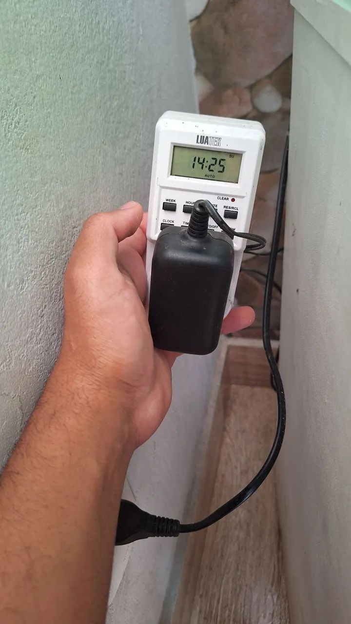 Aquário 150 litros Completo com Móvel e Iluminação. - Foto 6