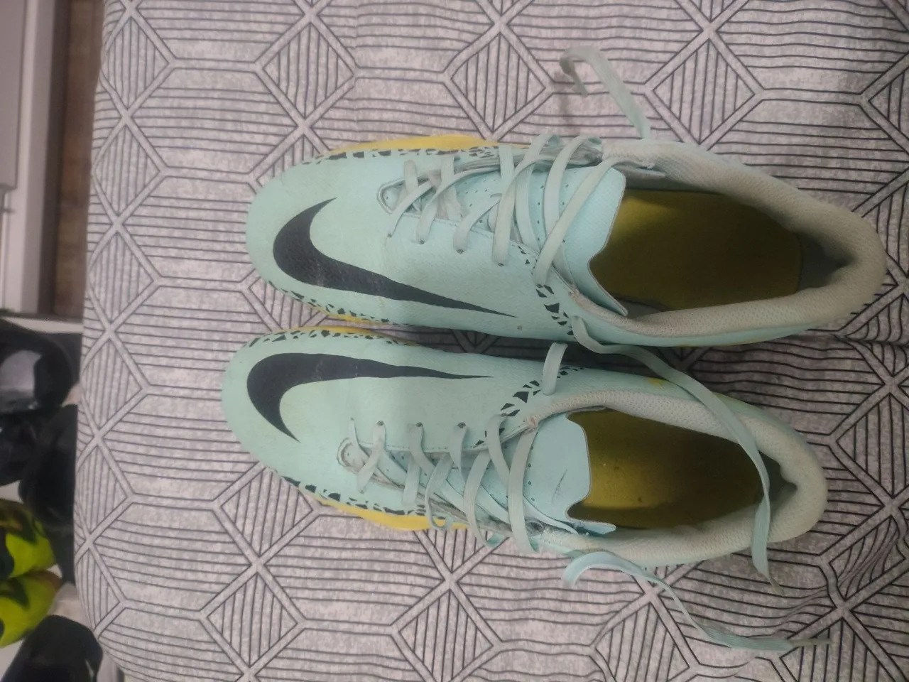 Chuteiras Nike Campo - Azul Claro