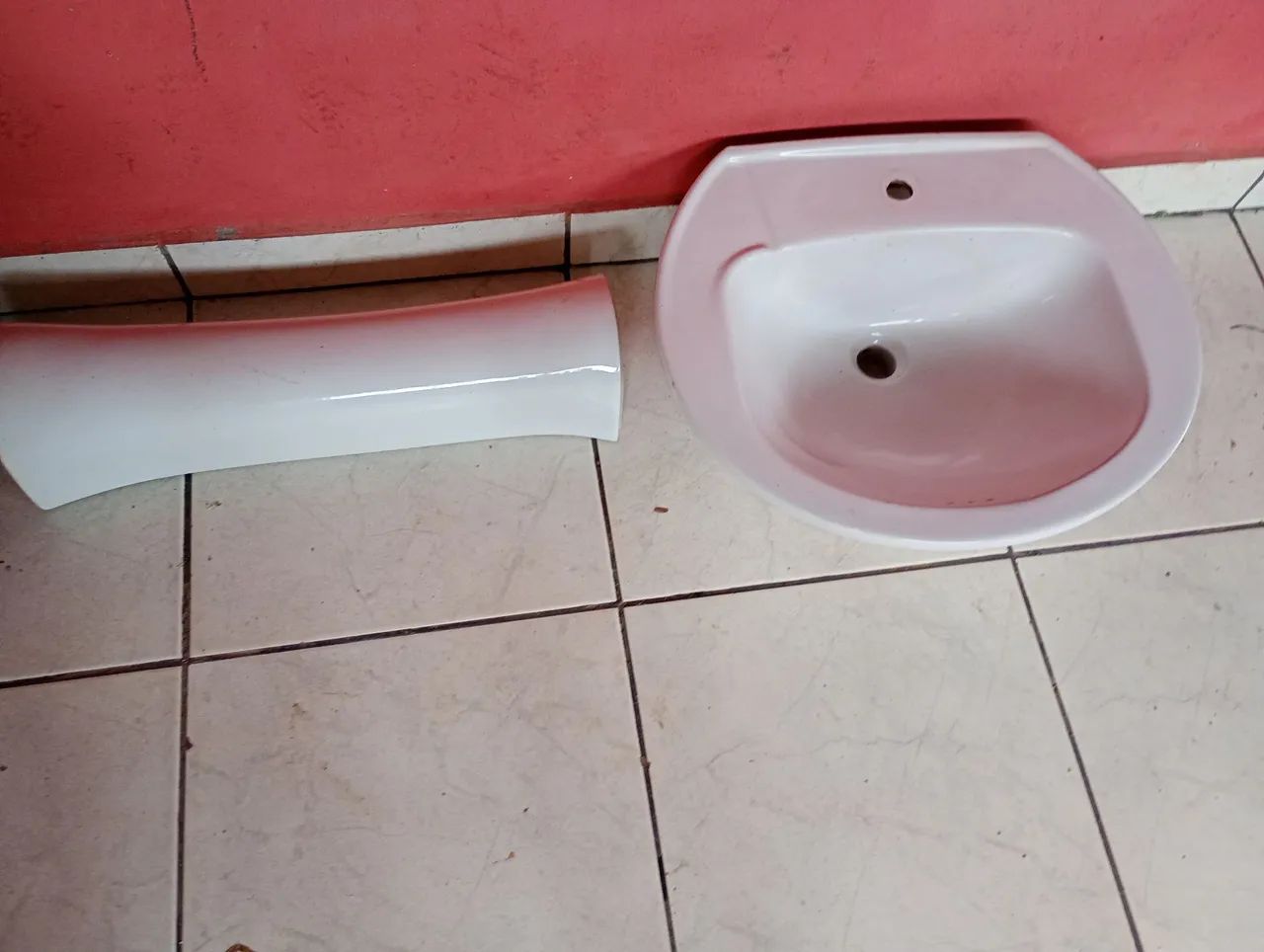 Vende-se pia com pé  - Foto 3