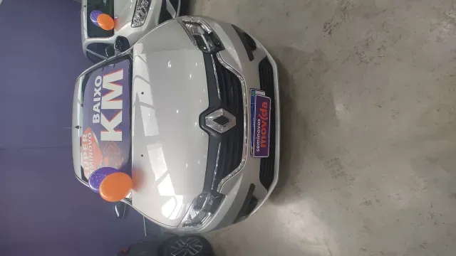 Renault Logan Zen 1.0