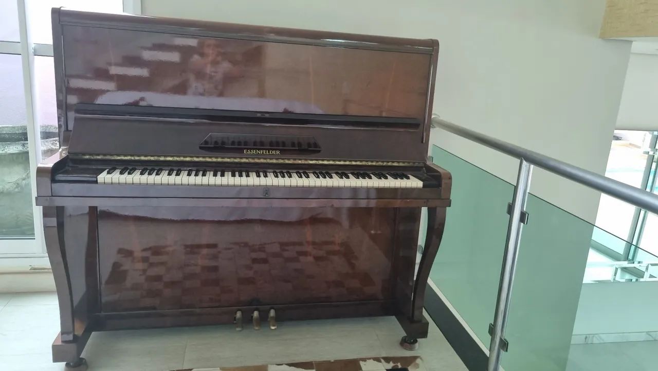 Piano de cauda em madeira maciça - Foto 3
