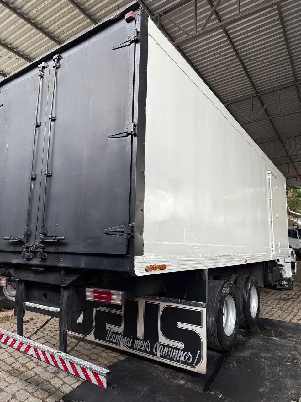 Baú Frigorífico Truck - Foto 4