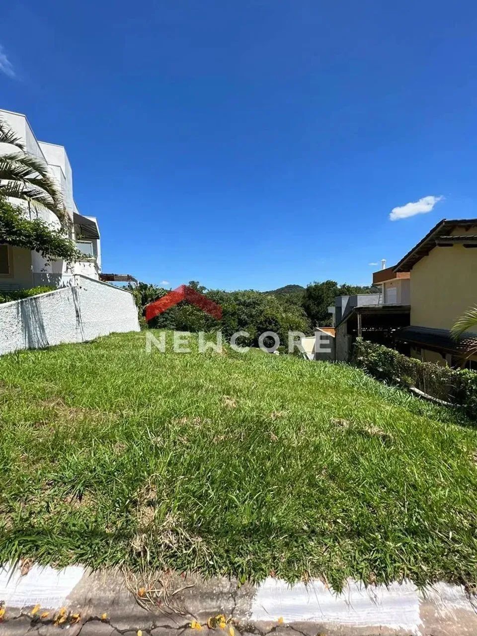 Lote em Rua Arara - Suru - Santana de Parnaíba/SP - Foto 2