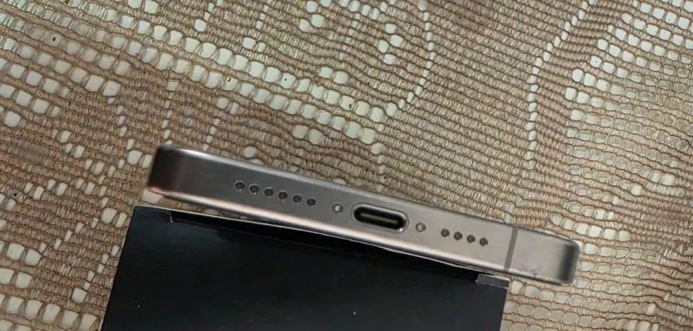 Iphone semi novo- NENHUMA MARCA DE USO - preço imperdível  - Foto 4