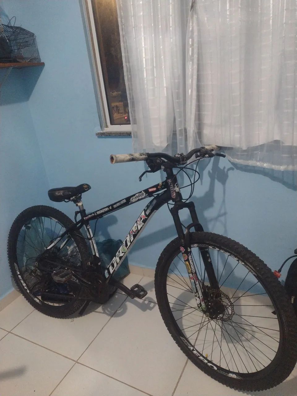 Bicicleta boa e pronta para andar 