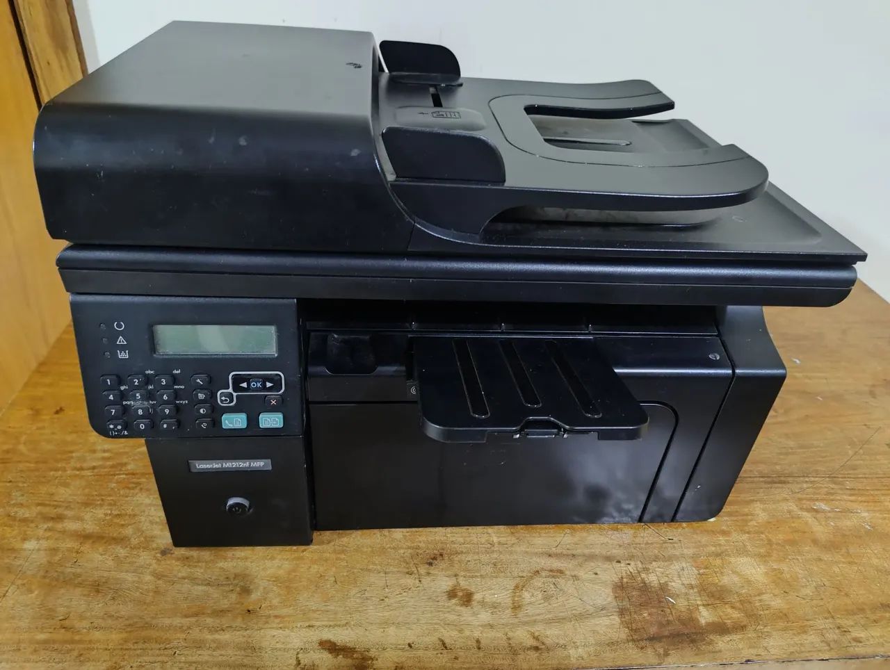 Impressora LaserJet M1212nf MFP