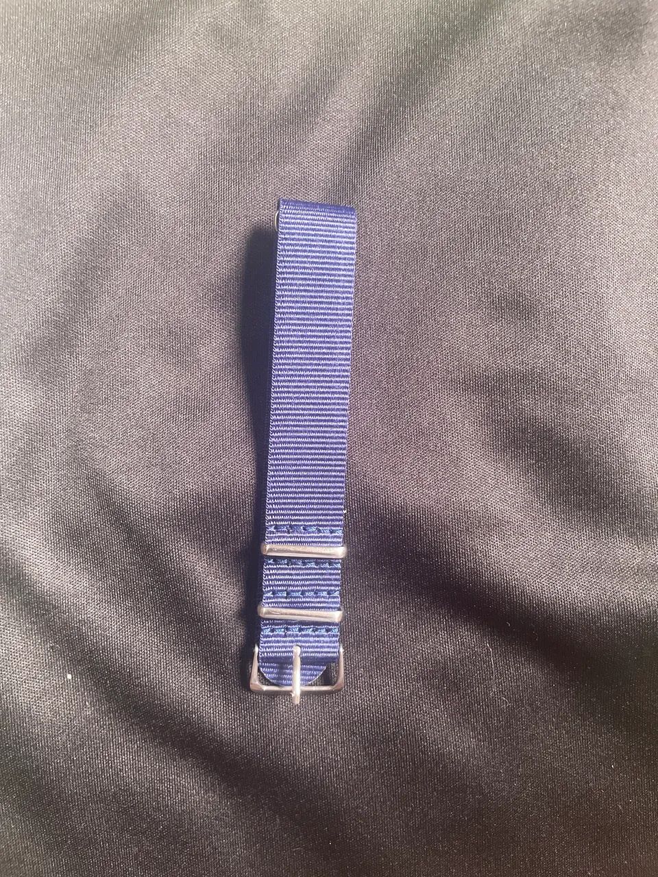 Pulseira NATO azul para relógios 20mm