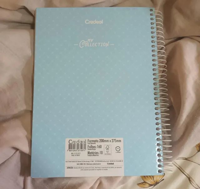Caderno de 10 matérias, com pauta. Mermaid Dreams, com estampa de sereia. - Foto 2
