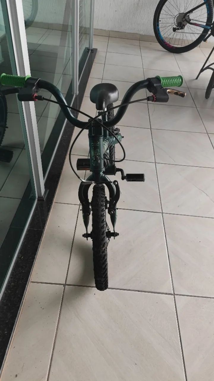 Bicicleta infantil Aro 16 - Hulk - Foto 5