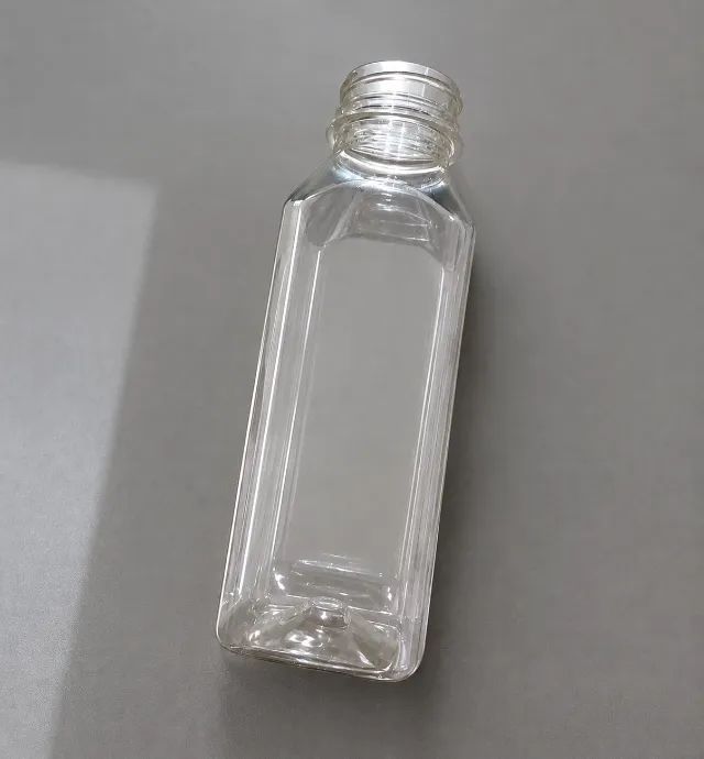 Kit 50 Garrafas Pet Cristal Quadradas de 300 ML - Foto 3