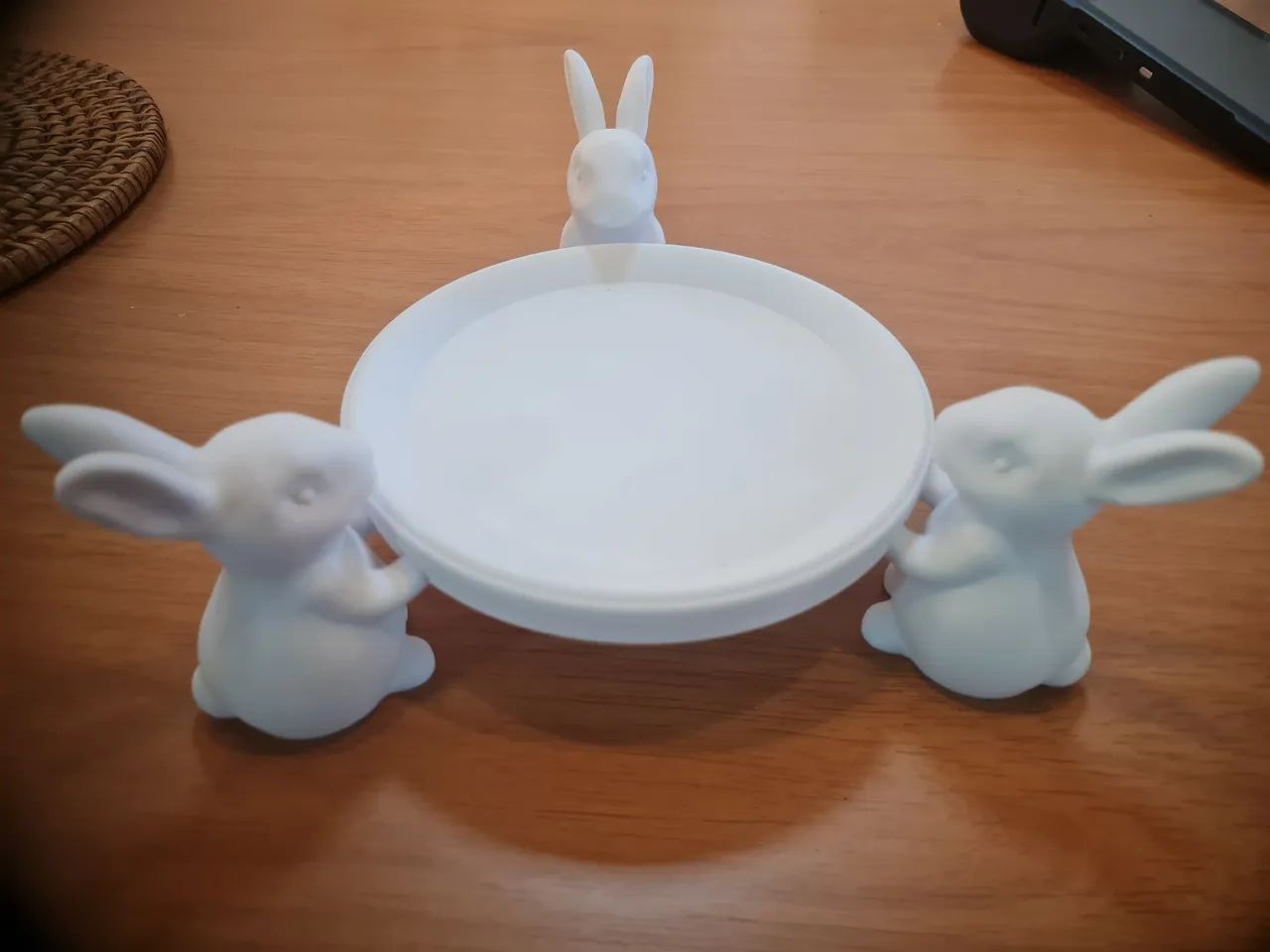 Bandeja de Coelhos para Decoração de Páscoa - Foto 2