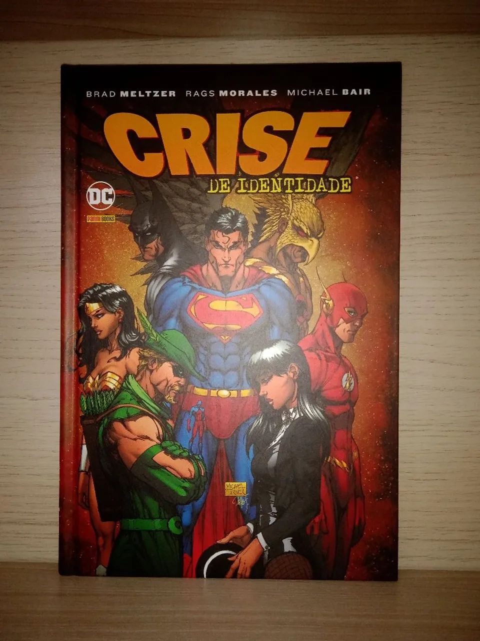 DC Crise de Identidade em ótimo estado