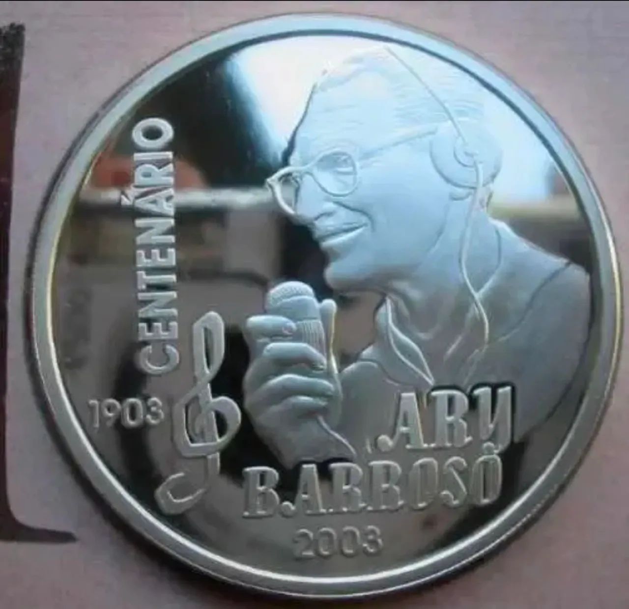 Rara moedor de Prata 100anos Ary Barroso  - Foto 2