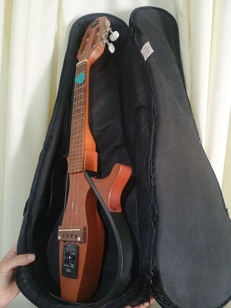 Cavaquinho elétrico Marques Vazado - Foto 4