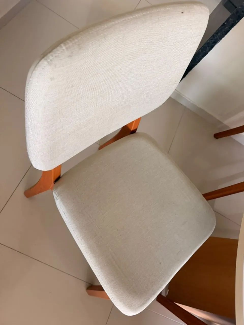 Conjunto mesa de jantar + 4 cadeiras  - Foto 3