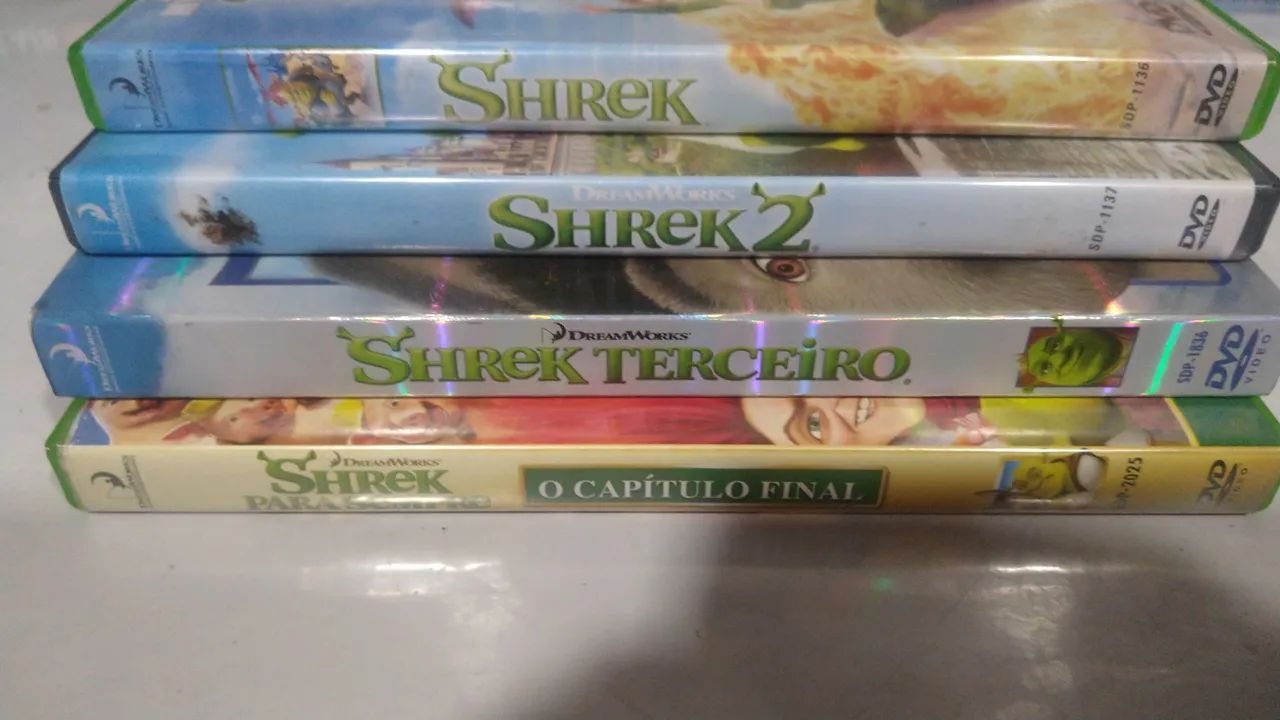 Dvds  Sherek originais seminovos  - Foto 3