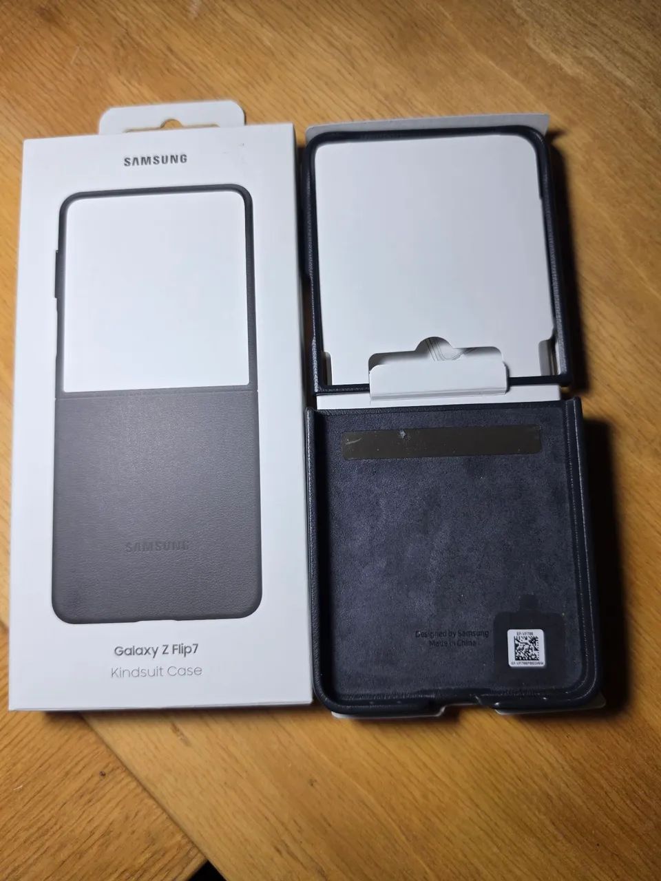 Capa Z flip 7 - Kindsuit  - Original - Foto 4