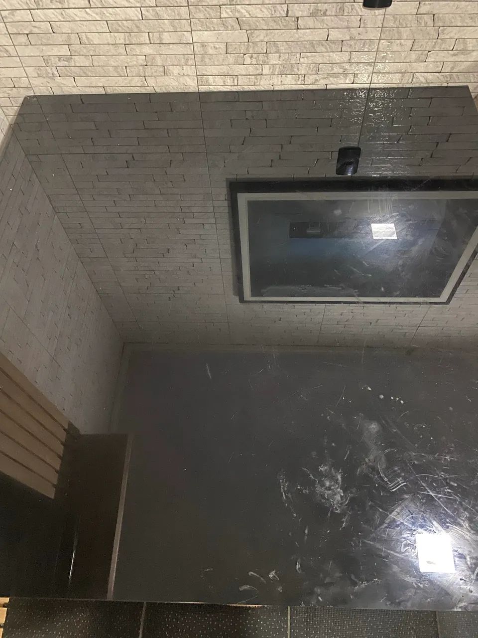 Vendo mesa de tampo de vidro 