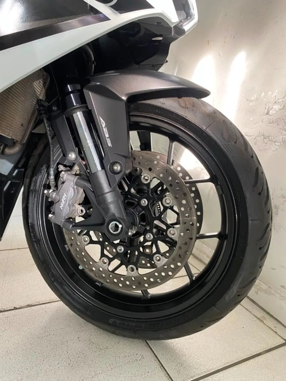 CBR 650R 2023/2024 - Foto 3