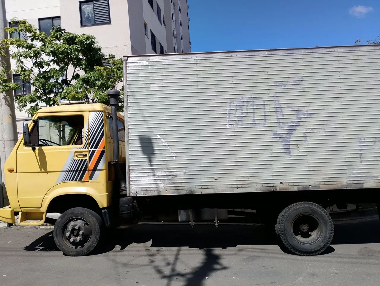 DISPONÍVEL (mudança)
