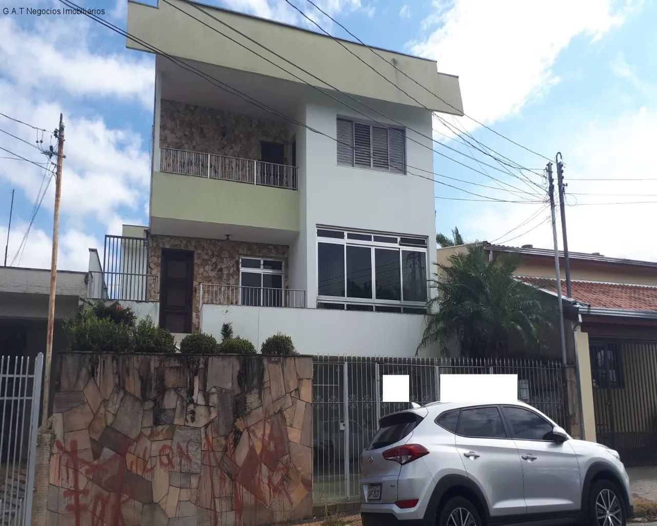Casa Comercial à Venda em Sorocaba-SP: 5 Quartos, 2 Suítes, 2 Salas, 5 Banheiros, 2 Vagas  - Foto 2