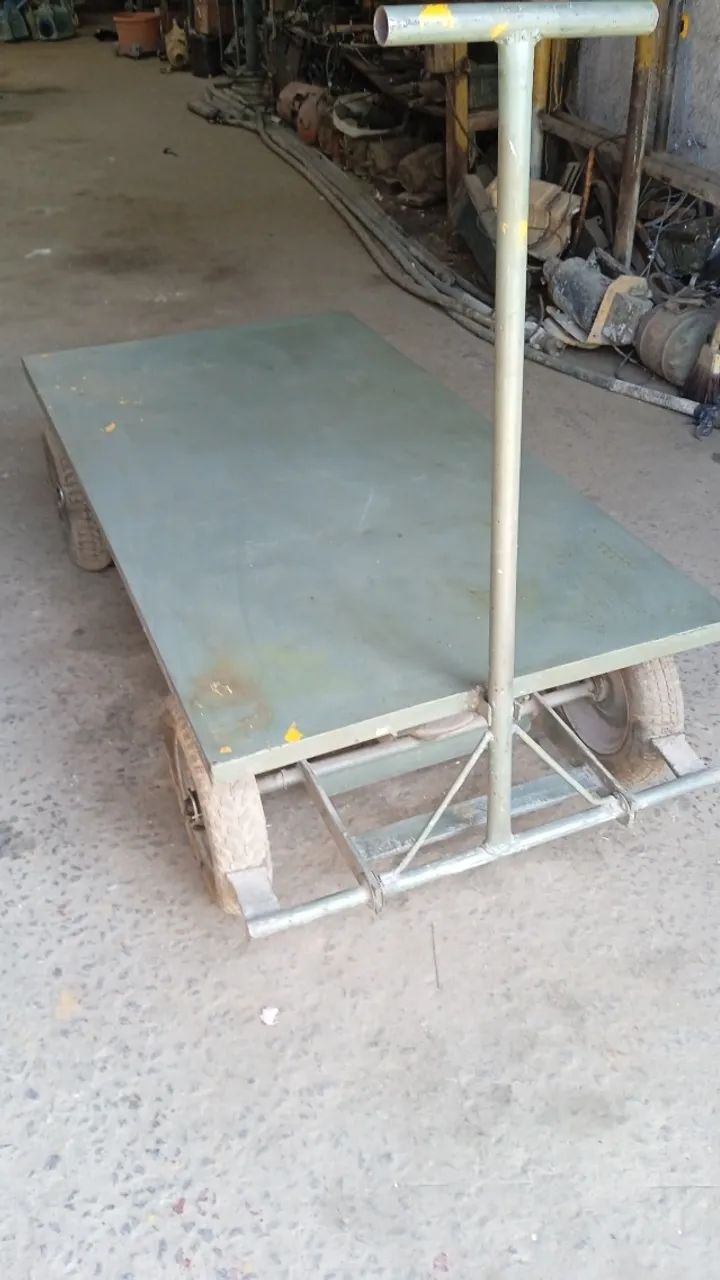 CARRO PÁTIO CHAPEADO 