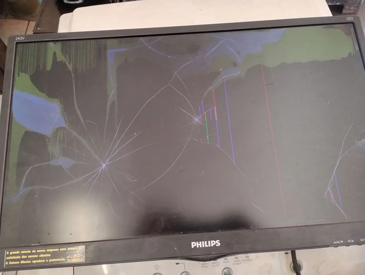 3 tvs com defeito por 100,00 - Foto 5
